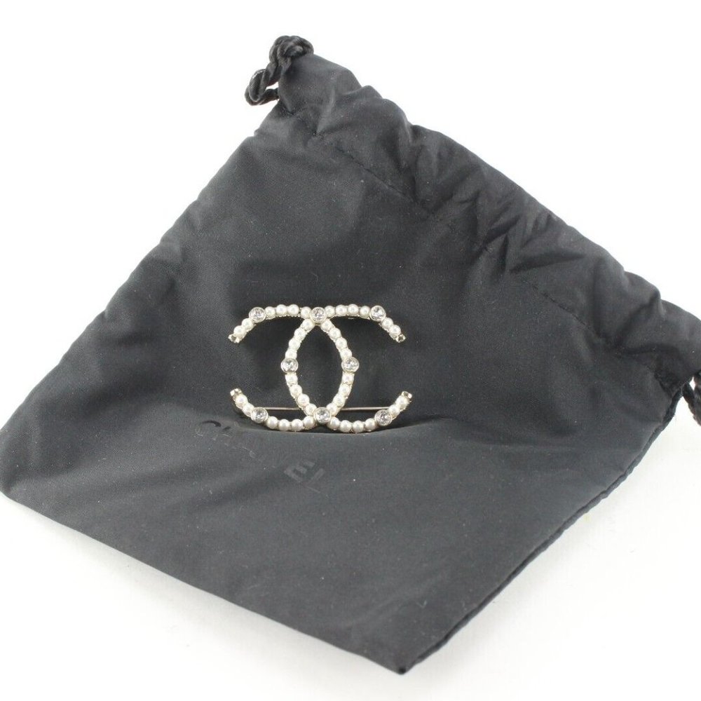 Chanel 20C CC Brooch Golden 1CK419C. Gold plated, crystal and pearls. - Picture 2 of 9